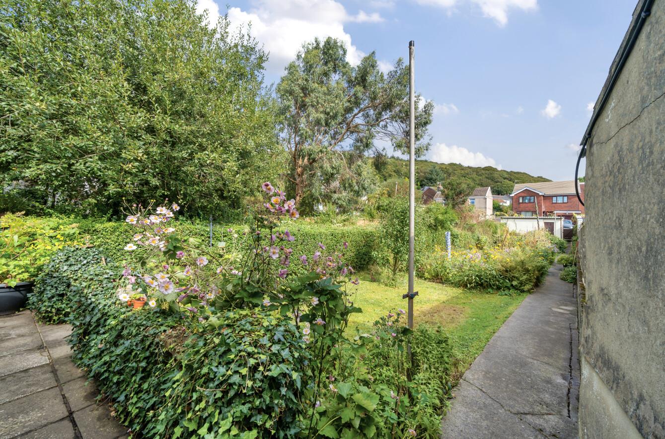 Bassett Terrace, Llanelli, SA15 4DY